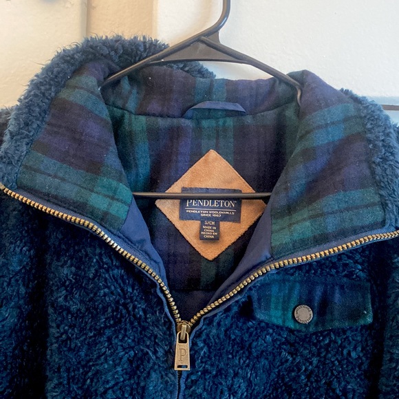 Pendleton Collared Jacket - Picture 2 of 4